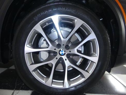 Used 2022 BMW X5 xDrive40i w/ Premium Package image 35