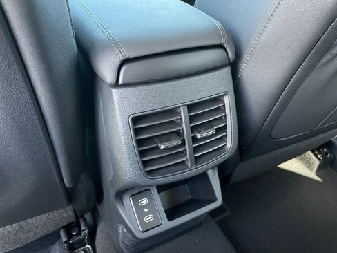 New 2026 Kia Seltos EX image 28