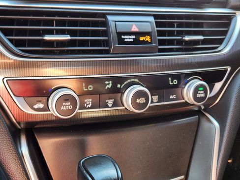 Used 2020 Honda Accord Sport image 20