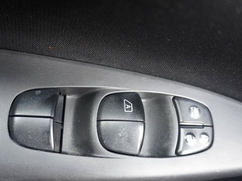 Used 2017 Nissan Sentra SV w/ Style Package FWD image 29