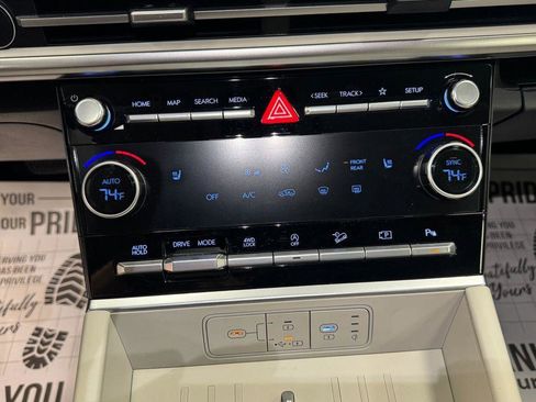 Used 2026 Hyundai Santa Fe SEL image 7