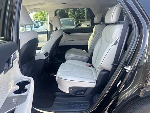 Certified 2025 Hyundai Palisade Calligraphy AWD/4WD image 26