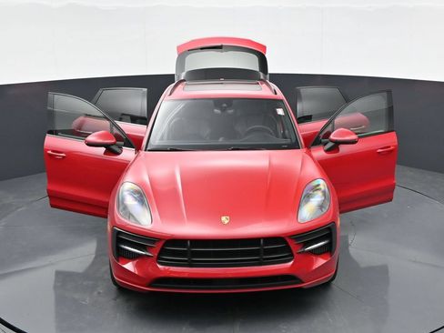 Used 2021 Porsche Macan GTS w/ Sport Chrono Package AWD/4WD image 52
