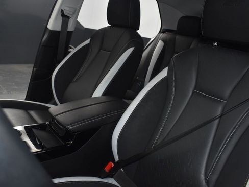 Used 2024 Buick Envision Sport Touring image 29