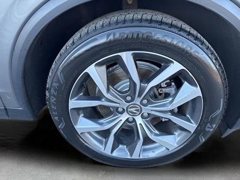 Used 2023 Acura MDX SH-AWD w/ Technology Package image 12