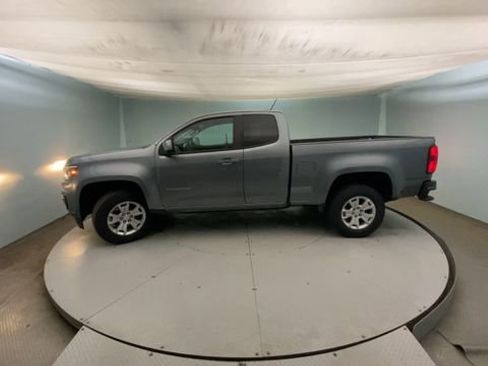 Used 2022 Chevrolet Colorado LT w/ Fleet Safety Package RWD image 9