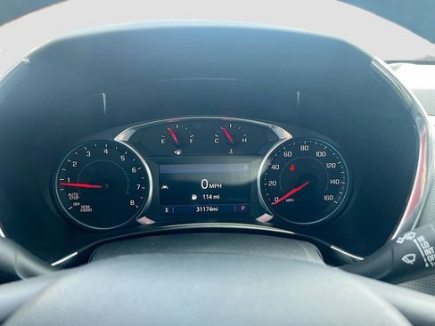 Used 2020 Chevrolet Equinox Premier FWD image 12