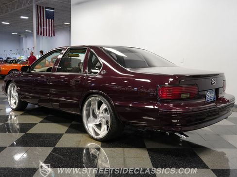 Used 1996 Chevrolet Impala SS RWD image 10