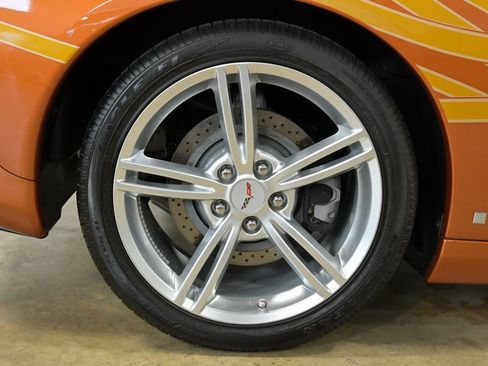 Used 2007 Chevrolet Corvette Convertible w/ Preferred Equipment Group RWD image 18
