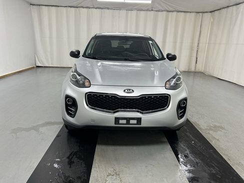 Used 2018 Kia Sportage LX AWD/4WD image 3