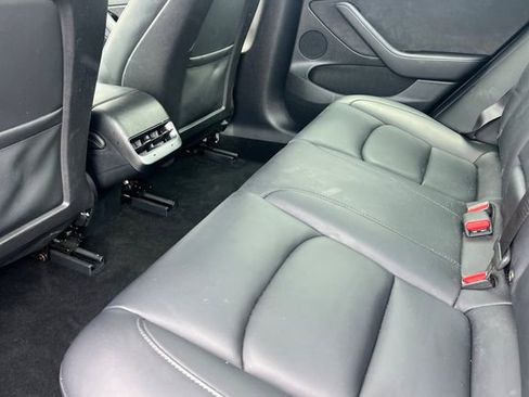 Used 2023 Tesla Model 3 Standard Range RWD image 12