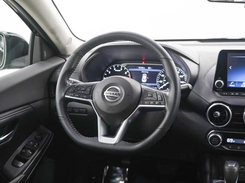 Used 2021 Nissan Sentra SV FWD image 14
