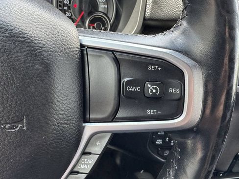 Used 2019 RAM 1500 Big Horn AWD/4WD image 19