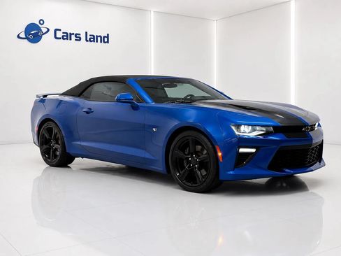 Used 2017 Chevrolet Camaro SS RWD image 3