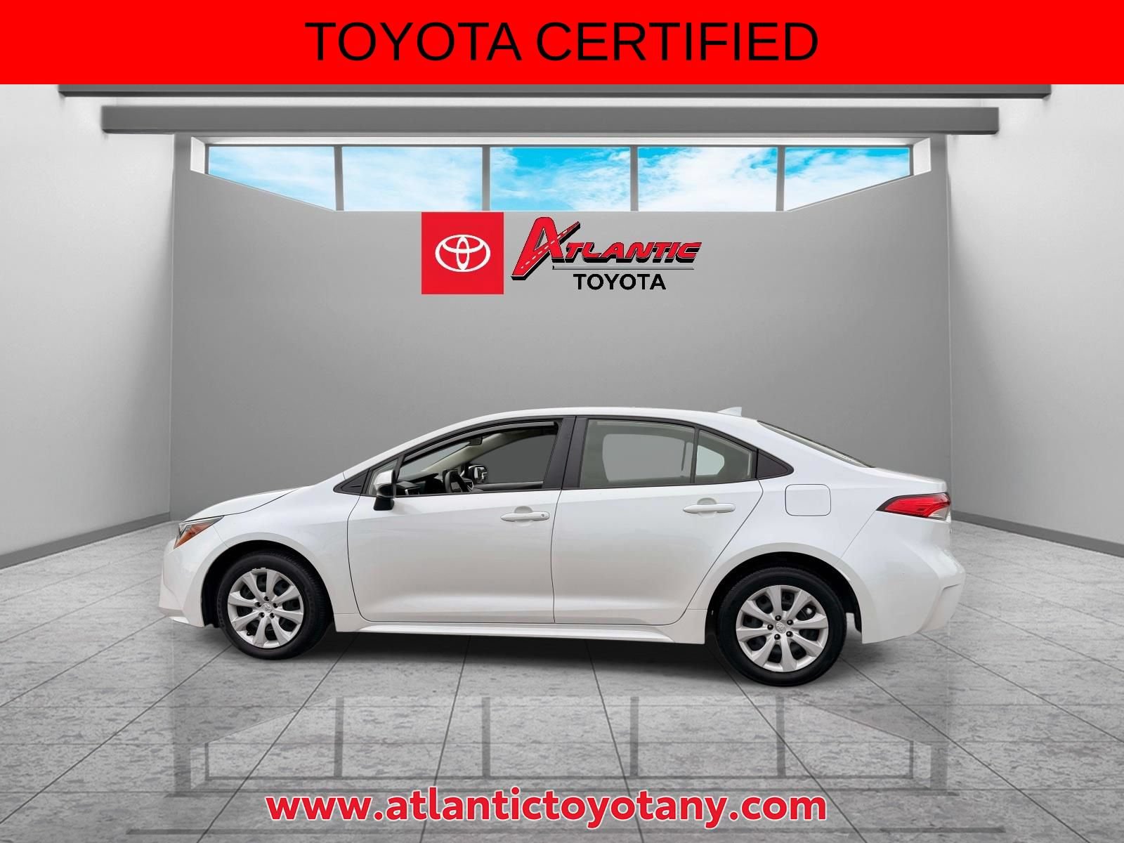 Certified 2024 Toyota Corolla LE FWD image 4