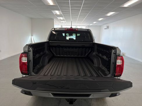 New 2026 GMC Canyon Elevation w/ Convenience Package AWD/4WD image 8