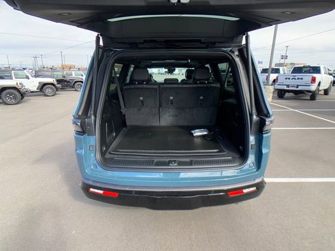 New 2026 Jeep Grand Wagoneer L Limited w/ Premium Group II AWD/4WD image 24