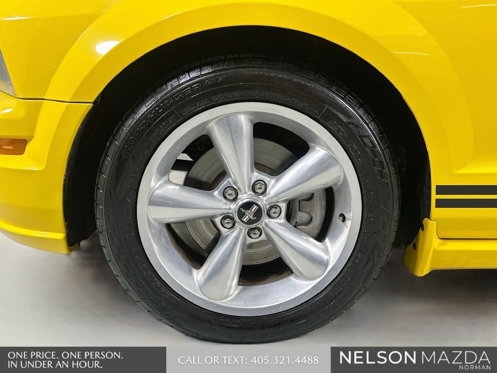 Used 2006 Ford Mustang GT RWD image 28