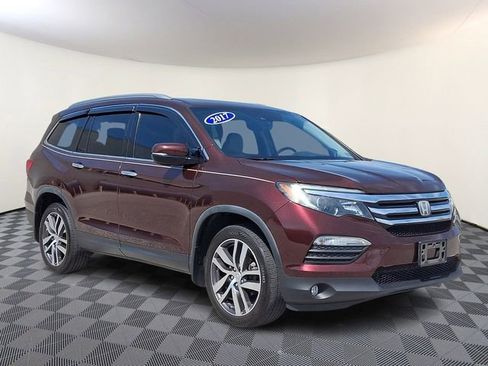 Used 2017 Honda Pilot Elite image 1