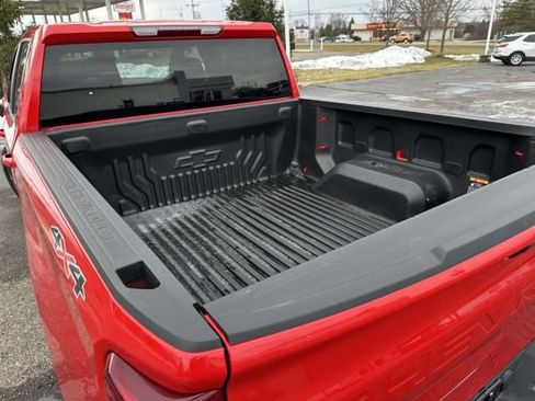 Certified 2025 Chevrolet Silverado 1500 LT image 25