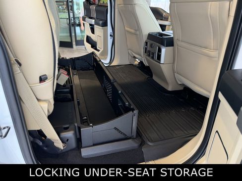 Used 2019 Ford F250 Lariat w/ Lariat Ultimate Package image 32