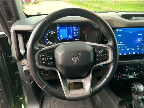 Used 2022 Ford Bronco Everglades image 26