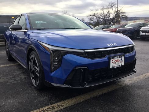 New 2025 Kia K4 GT-Line image 1