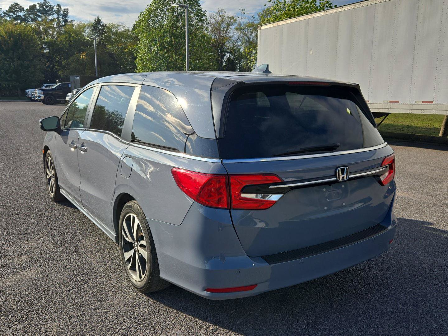 Used 2023 Honda Odyssey Touring image 5