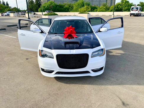 Used 2013 Chrysler 300 S RWD image 45