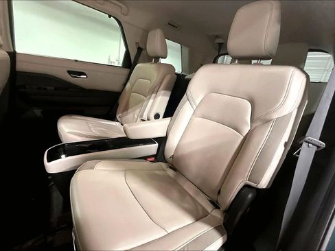 Used 2023 Nissan Pathfinder SL w/ SL Premium Package image 35