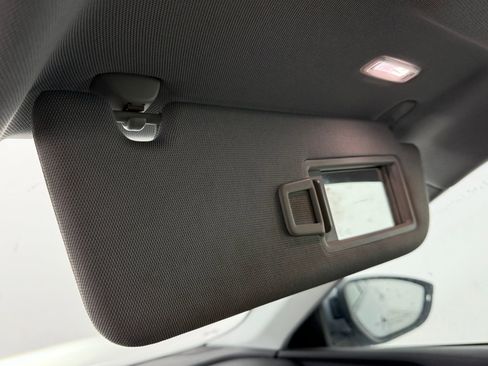 Used 2021 Audi e-tron Premium w/ Convenience Plus Package image 25