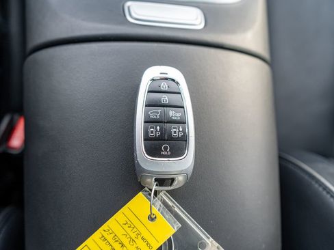 Used 2021 Hyundai Santa Fe Limited image 42