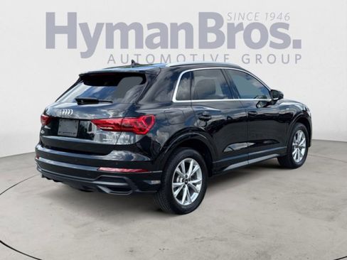 Used 2022 Audi Q3 2.0T Premium w/ Convenience Package image 3