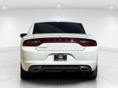 Used 2023 Dodge Charger SXT RWD image 5