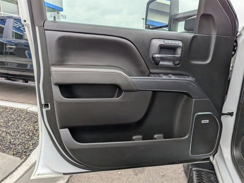 Used 2018 GMC Sierra 3500 SLT image 10