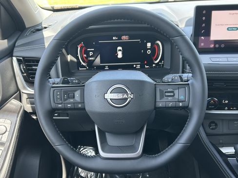 New 2026 Nissan Rogue Platinum AWD/4WD image 28