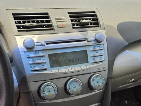 Used 2007 Toyota Camry LE FWD image 24