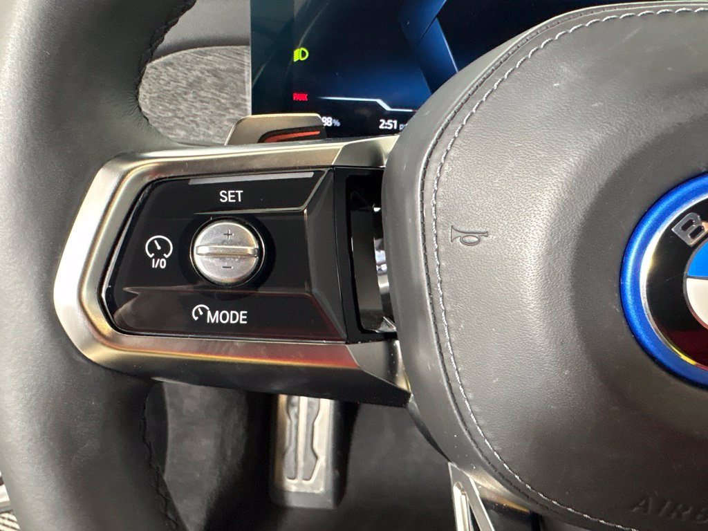 Certified 2024 BMW i7 eDrive50 w/ M Sport Package RWD image 20