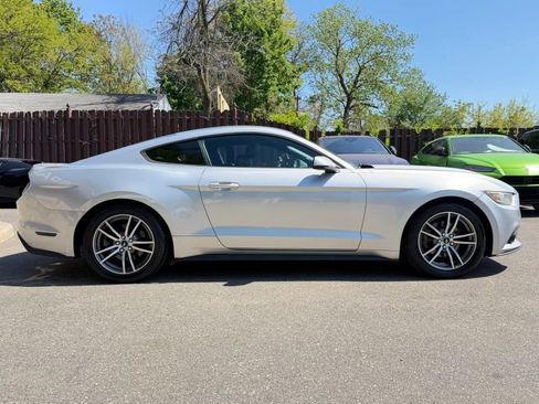 Used 2016 Ford Mustang Premium RWD image 5