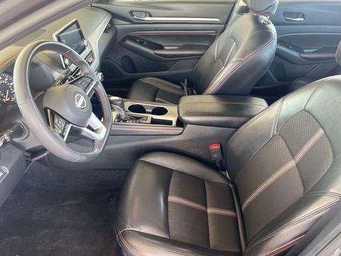 Certified 2023 Nissan Altima 2.5 SR image 4