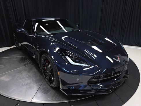 Used 2016 Chevrolet Corvette Stingray Coupe w/ 2LT Preferred Equipment Group RWD image 44