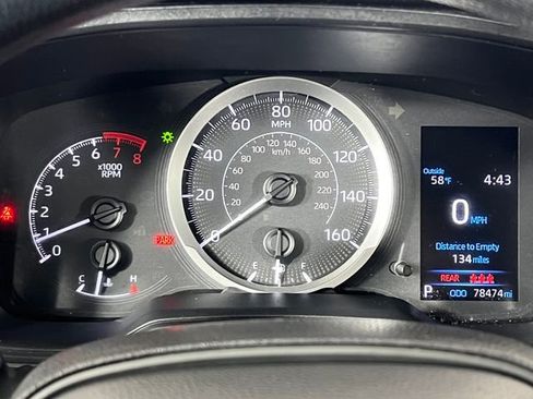 Used 2021 Toyota Corolla LE image 11