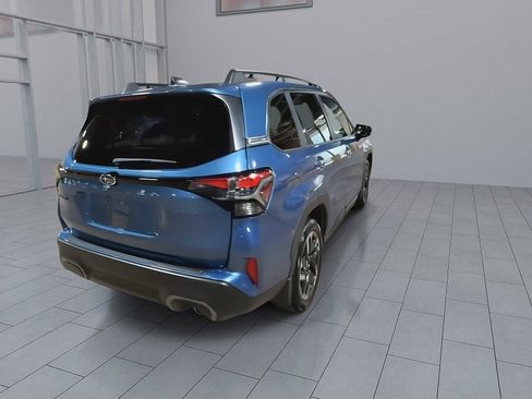 Used 2025 Subaru Forester Limited AWD/4WD image 8