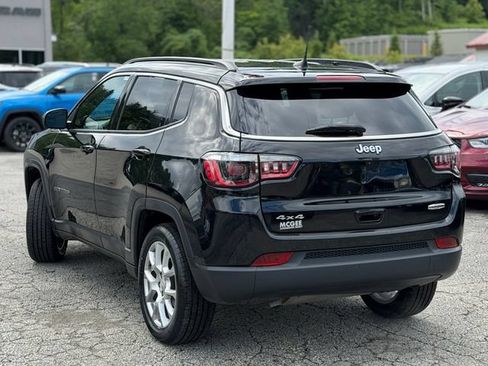 Used 2023 Jeep Compass Latitude AWD/4WD image 3