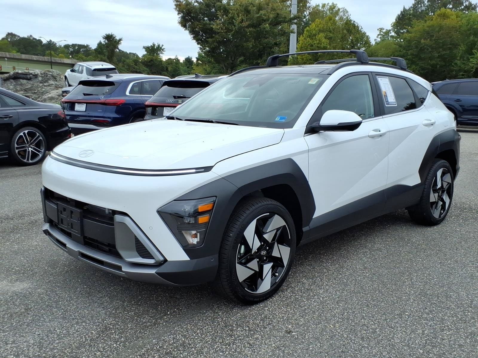 Used 2026 Hyundai Kona Limited AWD/4WD image 1