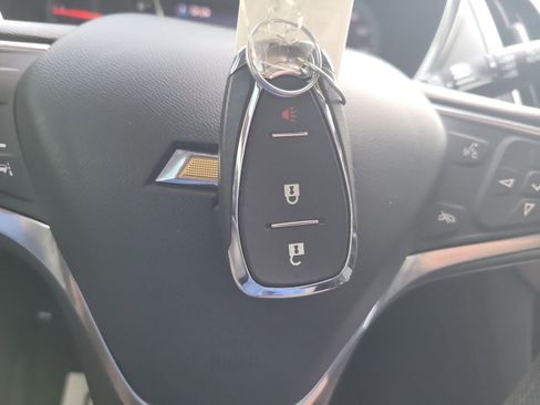 Used 2023 Chevrolet Equinox LS w/ LS Convenience Package FWD image 30