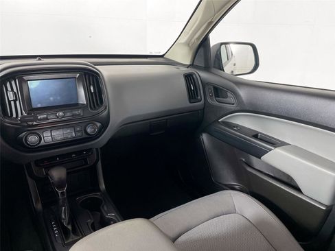 Used 2022 Chevrolet Colorado W/T w/ WT Convenience Package image 22