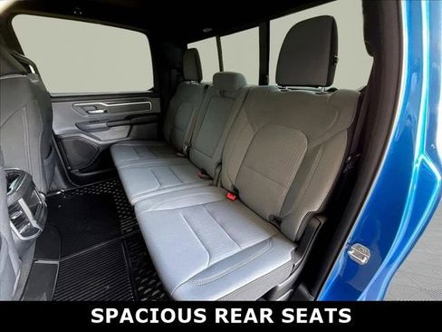 Used 2021 RAM 1500 Big Horn AWD/4WD image 3