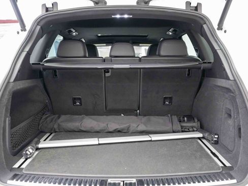Used 2015 Porsche Cayenne Diesel AWD/4WD image 37