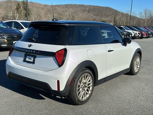 Used 2025 MINI Cooper S image 8